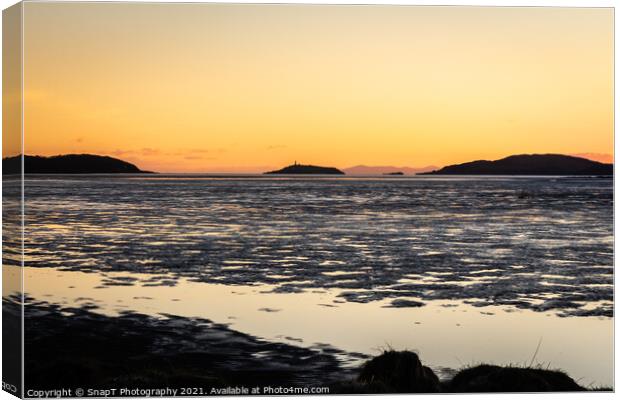 Golden winter sunset over Kirkcudbright Bay mudflats and the Dee estuary Canvas Print by SnapT Photography