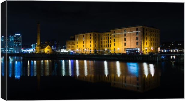 Merseyside Maritime Museum reflects in the water Canvas Print by Jason Wells