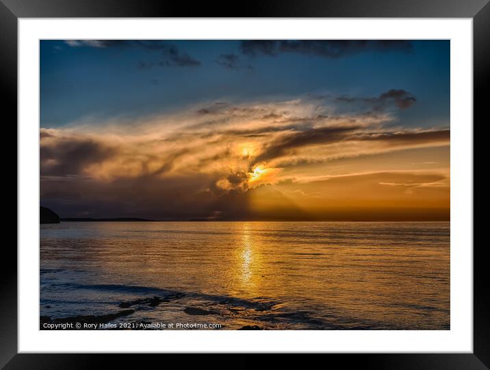Sunset over the Bristol channel Framed Mounted Print by Rory Hailes