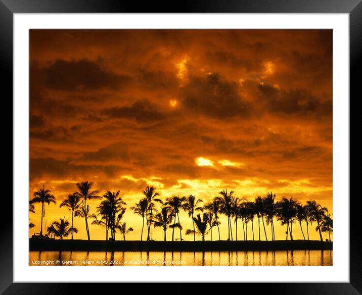 Palm trees at sunset, Kailua-Kona, The Big Island, Hawaii, USA Framed Mounted Print by Geraint Tellem ARPS