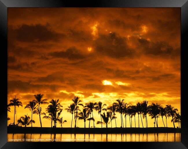 Palm trees at sunset, Kailua-Kona, The Big Island, Hawaii, USA Framed Print by Geraint Tellem ARPS