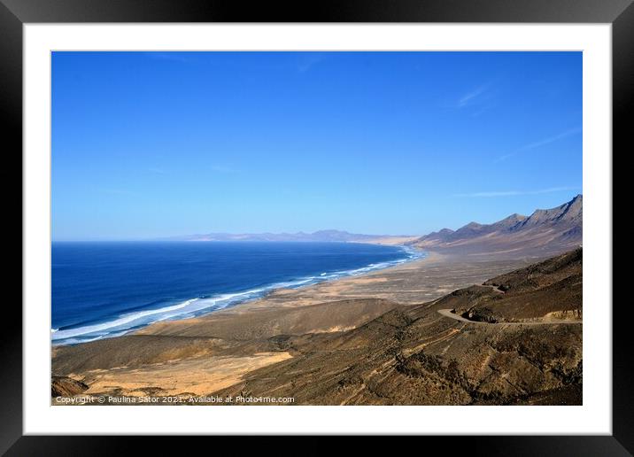 Road to the Cofete beach. Fuerteventura Framed Mounted Print by Paulina Sator