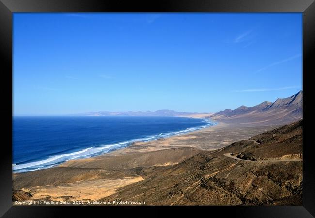 Road to the Cofete beach. Fuerteventura Framed Print by Paulina Sator