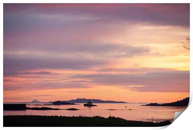 Sunrise in Dalgety Bay Print by Richard Newton