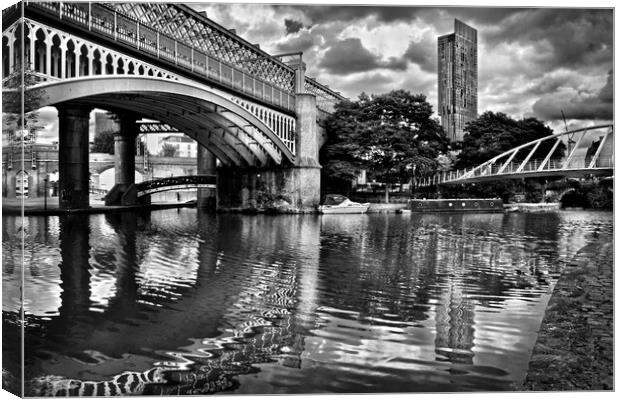 Castlefield and Beetham Tower, Manchester Canvas Print by Darren Galpin