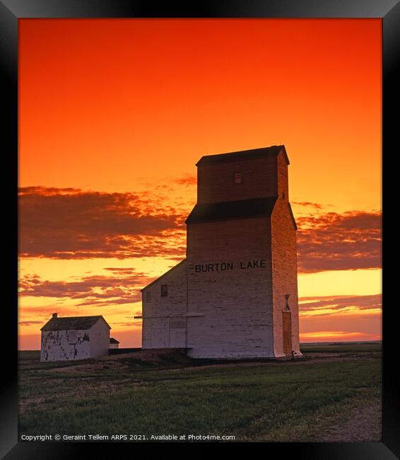 Grain elevator at sunset, Saskatchewan, Canada Framed Print by Geraint Tellem ARPS