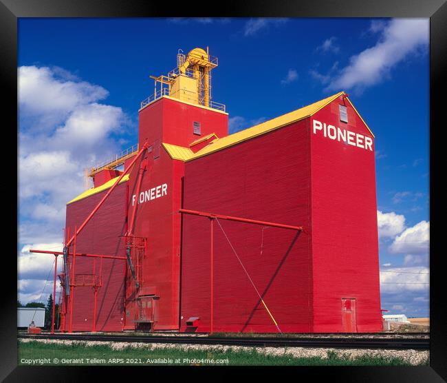 Grain elevator, Saskatchewan, Canada Framed Print by Geraint Tellem ARPS