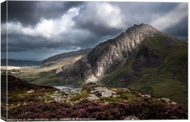 showers and Tryfan Canvas Print by John Henderson