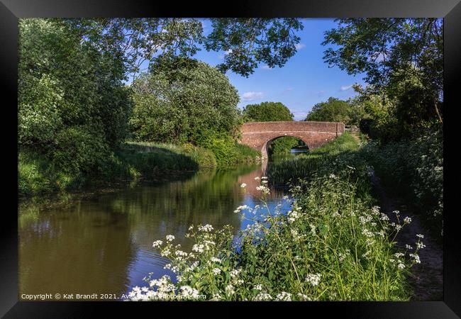 Kennet and Avon Canal, Wiltshire Framed Print by KB Photo