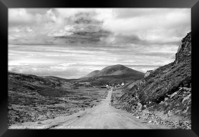 Harris: Approaching Leverburgh from Rodel Framed Print by Kasia Design