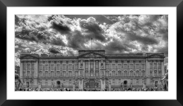 Buckingham Palace BW Framed Mounted Print by David French