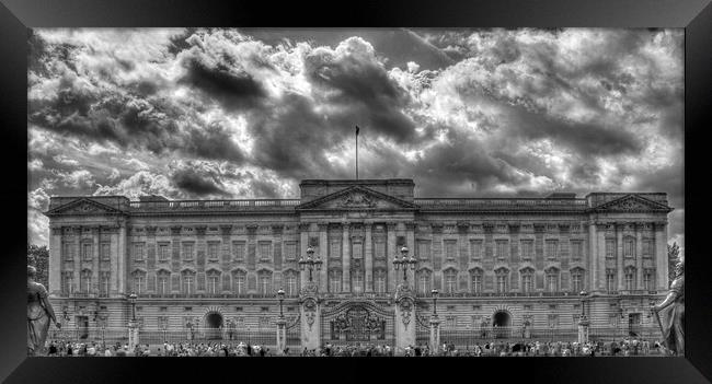 Buckingham Palace BW Framed Print by David French