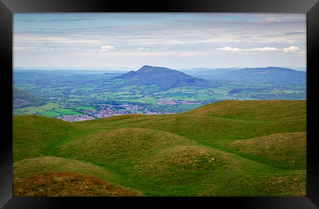 Skirrid mountain in Abergavenny Framed Print by Leighton Collins