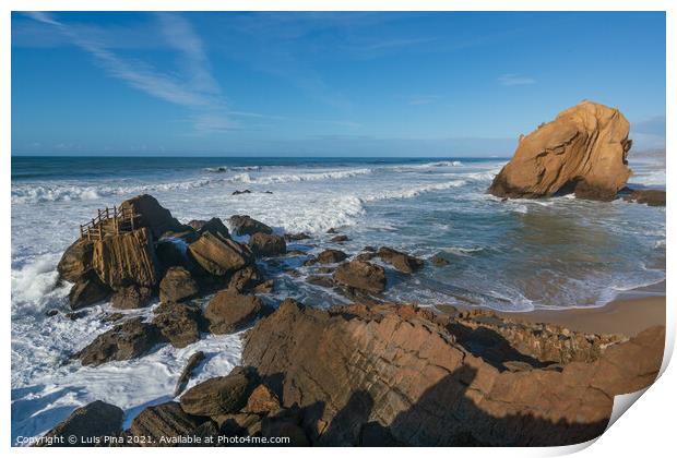 Praia de Santa Cruz beach rock boulder, in Torres Vedras, Portugal Print by Luis Pina