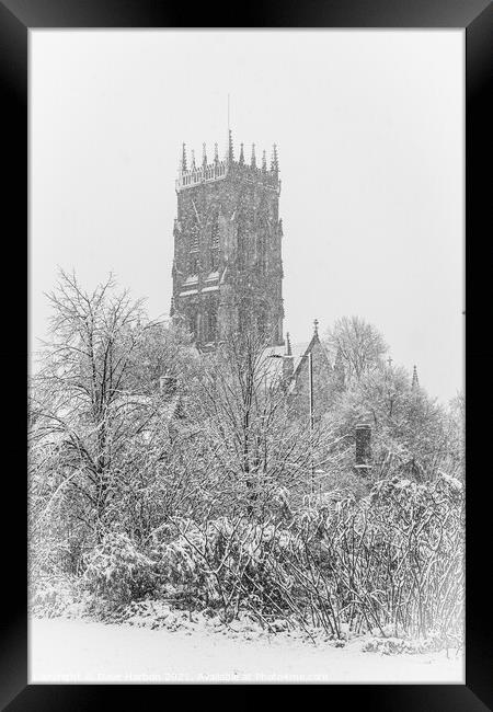 Doncaster Minster in the Snow Framed Print by Dave Harbon