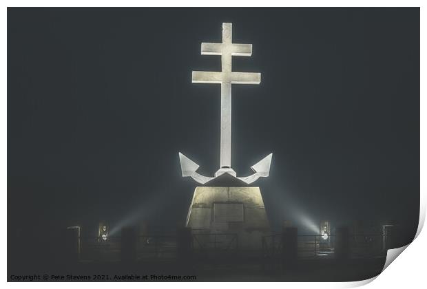 Free French Memorial in fog Print by Pete Stevens