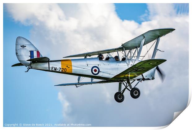 de Havilland DH82a Tiger Moth Print by Steve de Roeck