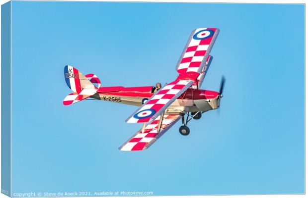 de Havilland biplane Tiger Moth Canvas Print by Steve de Roeck