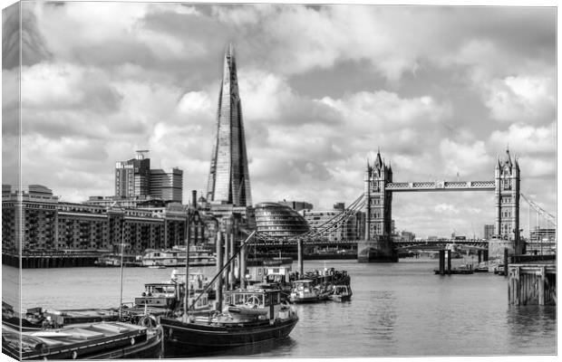River Thames skyline in monochrome Canvas Print by tim miller