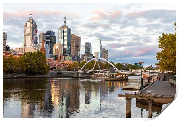 Melbourne at Sunset Print by martin berry