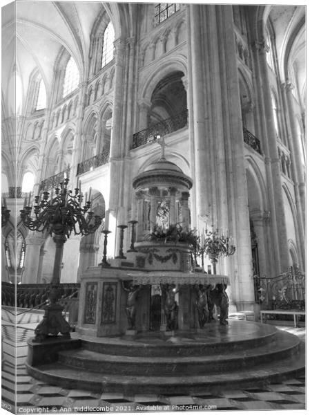 At the Alter in Noyon Cathedral in monochrome Canvas Print by Ann Biddlecombe
