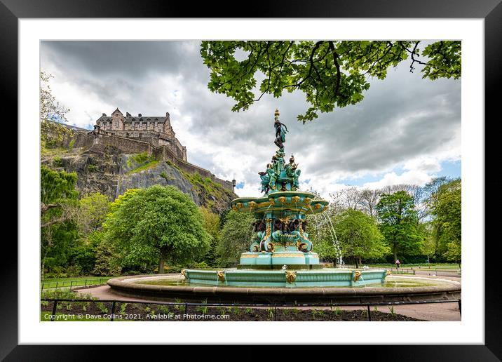 Ross Fountain in West Princes Street Public Gardens with Edinburgh Castle in the background, Edinburgh, Scotland Framed Mounted Print by Dave Collins