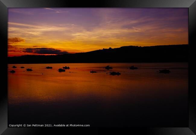 Teignmouth Sunset Framed Print by Ian Pettman