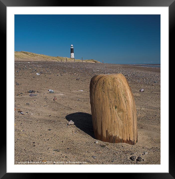 Spurn Point Lighthouse Framed Mounted Print by Richard Peck