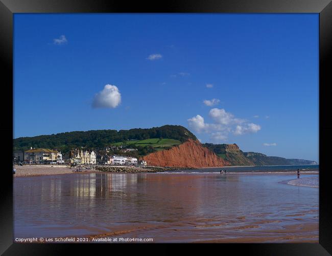Sidmouth Beach   Framed Print by Les Schofield