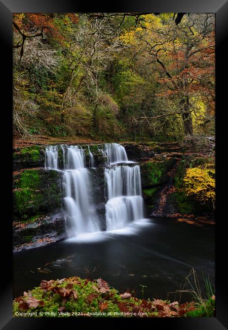 Sgwd y Pannwr in Autumn. Framed Print by Philip Veale