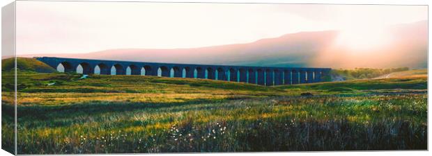 Ribblehead viaduct Canvas Print by Kevin Elias
