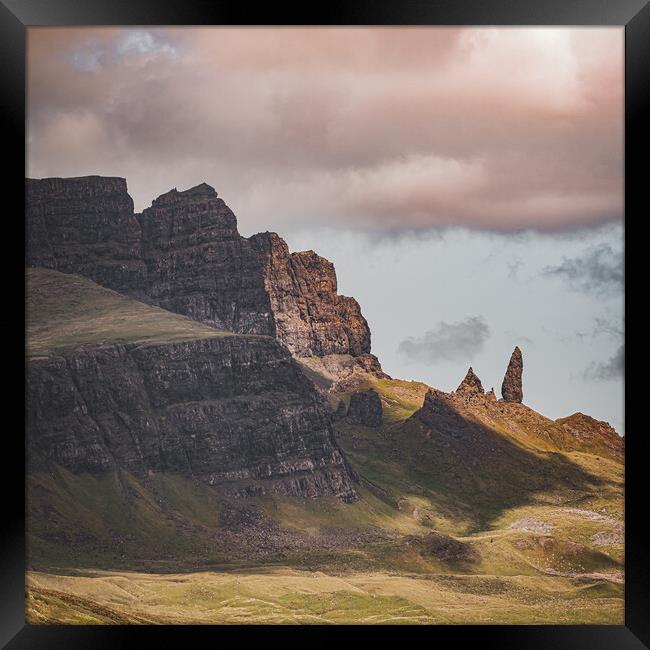 Old Man of Storr Framed Print by Duncan Loraine