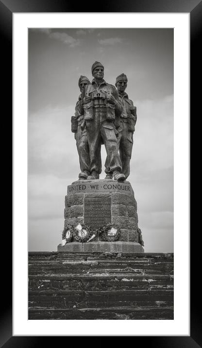 Commando Memorial - Mono Framed Mounted Print by Duncan Loraine
