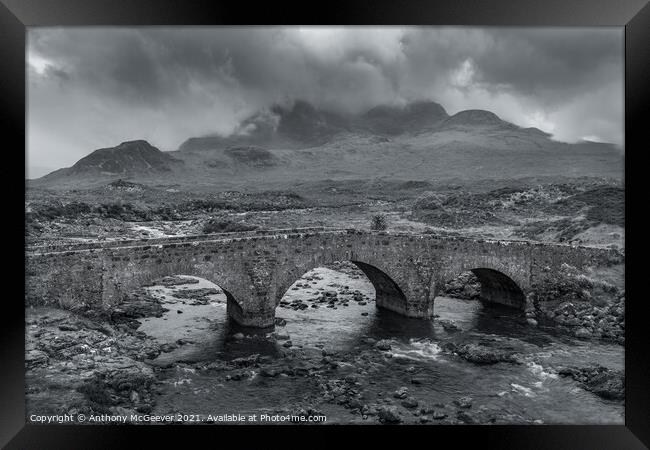 Sligachan Bridge And Cuillin Mountains Framed Print by Anthony McGeever