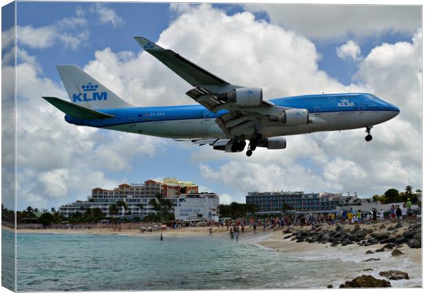 Boeing 747 landing over Maho beach Sint Maarten Canvas Print by Allan Durward Photography