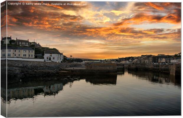 Majestic Sunset over Porthleven Harbour Canvas Print by kathy white