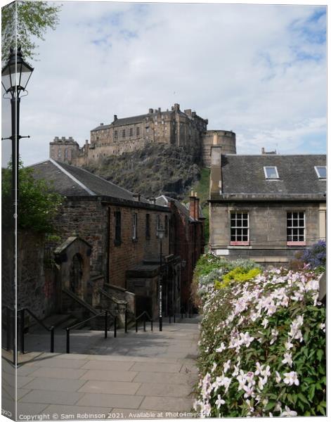 Edinburgh Castle & Vennel Steps Canvas Print by Sam Robinson