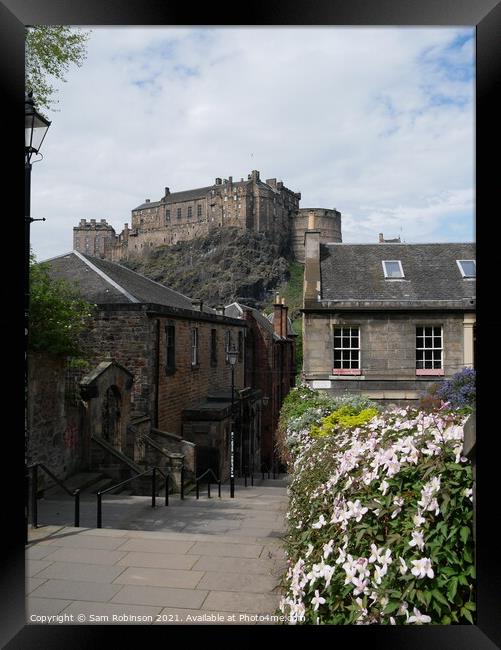 Edinburgh Castle & Vennel Steps Framed Print by Sam Robinson
