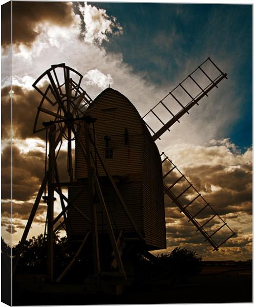 Chishill Windmill Canvas Print by Richard Thomas