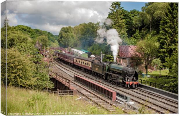 Letting off steam at Goathland Canvas Print by Richard Perks