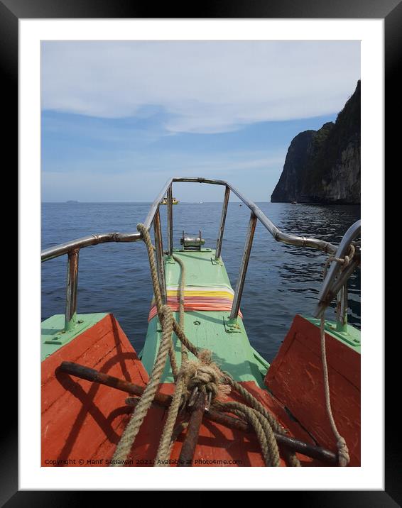 Front side of a longtail boat at Maya Bay Framed Mounted Print by Hanif Setiawan