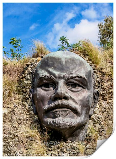Monument to Vladimir Ilyich Ulyanov in Colina Lenin, Regla, Cuba Print by Karol Kozlowski