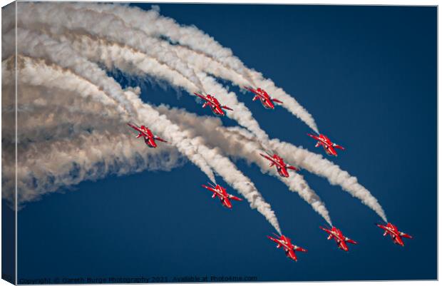 Reds Up and Over Canvas Print by Gareth Burge Photography