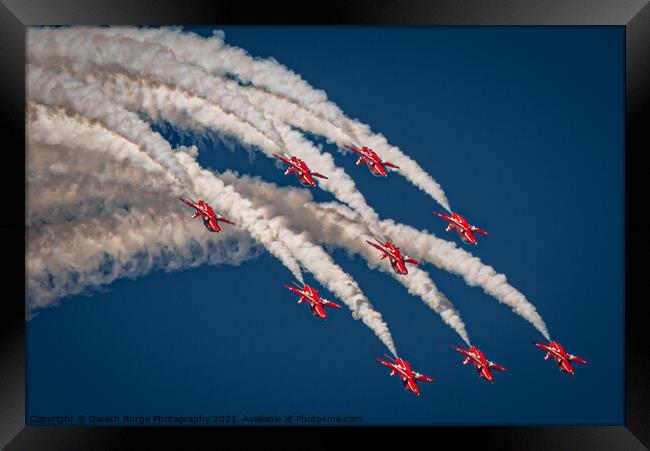 Reds Up and Over Framed Print by Gareth Burge Photography