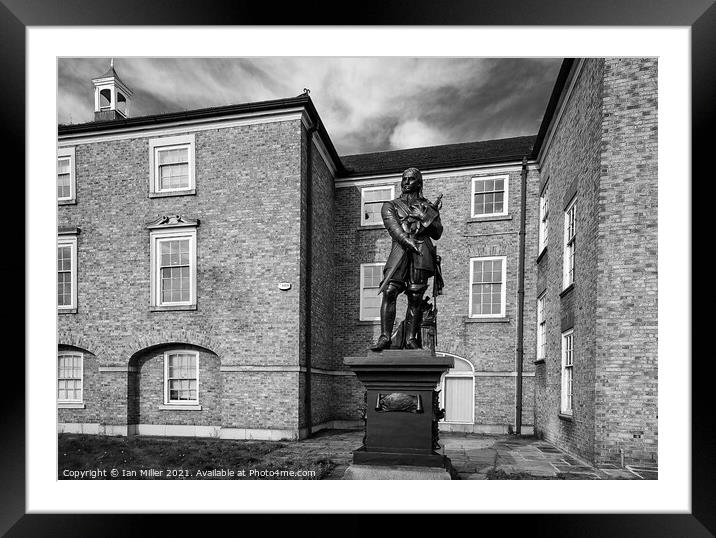Building with statue of Cromwell in Warrington, UK Framed Mounted Print by Ian Miller