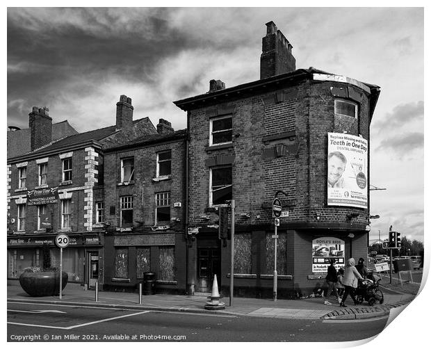 Historic Old Pub, Warrington, UK Print by Ian Miller