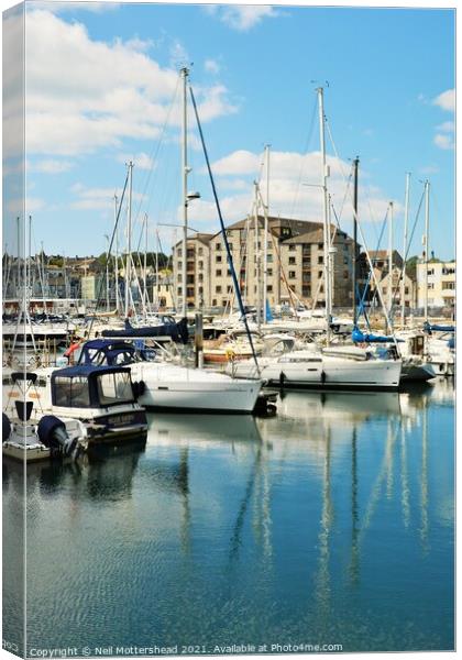 Sutton Harbour, Plymouth. Canvas Print by Neil Mottershead