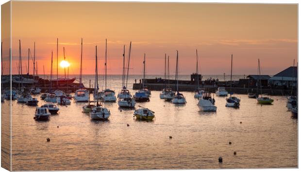 Sunset at Aberaeron harbour Canvas Print by Leighton Collins