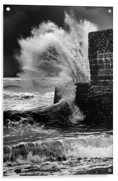 Crashing waves Acrylic by Cliff Kinch