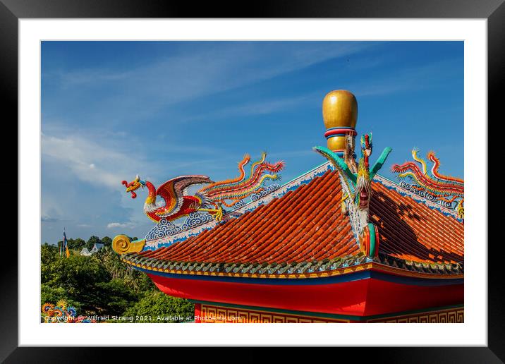 Chinese dragon statue on a roof of a temple Framed Mounted Print by Wilfried Strang